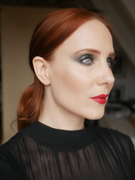 Simone Simons
